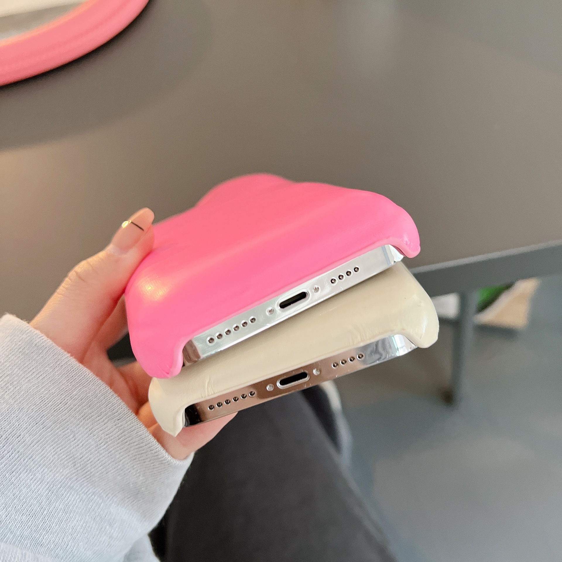 Simple Fashion Glossy Leather Phone Case Protective Case - Image 4