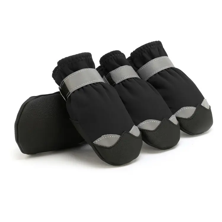 Pet Shoes Are Waterproof Non-slip and Wear-resistant