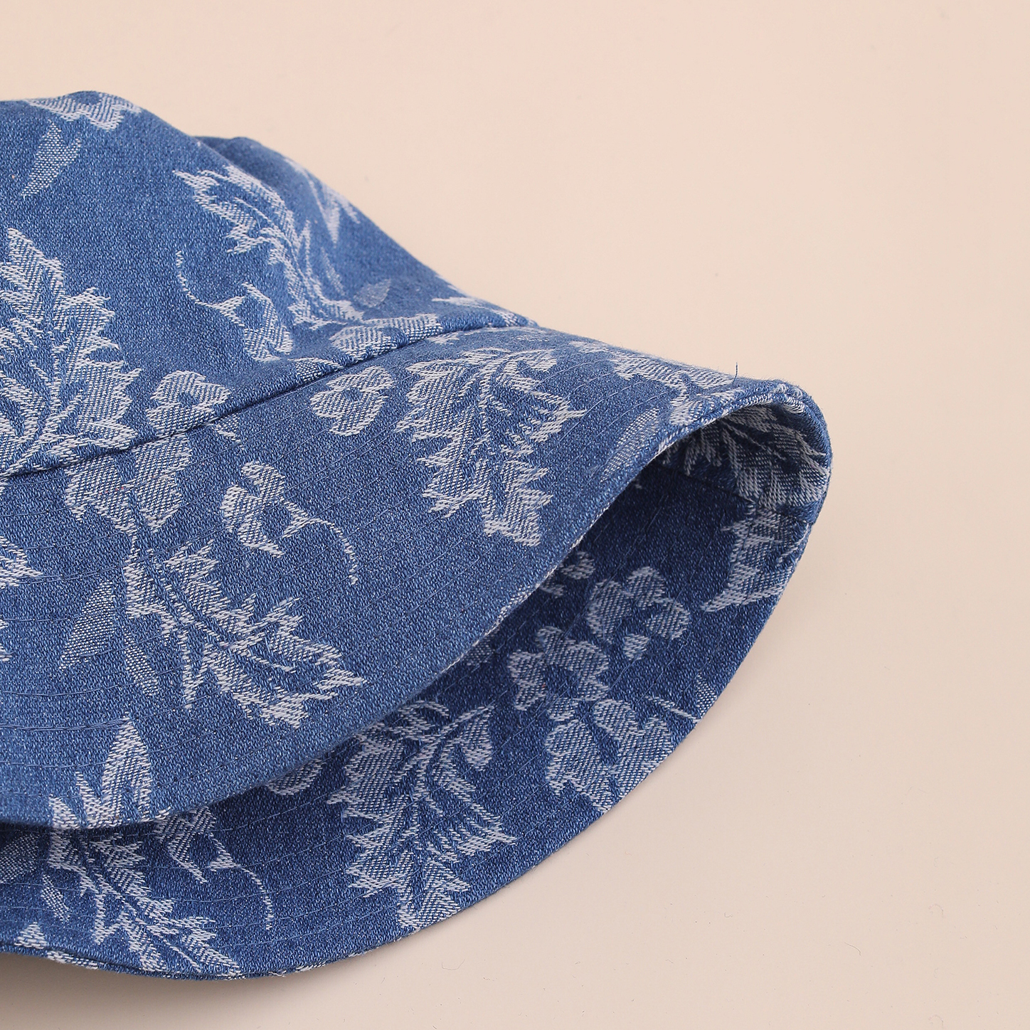 Korean-style Water-washed Jacquard Peaked Cap In Classic Blue Color. A Perfect Sun Hat For Outdoor Use And Versatile For Photography. 19 a65af1dc 8d2c 4652 8dc1 b6a463ac393a