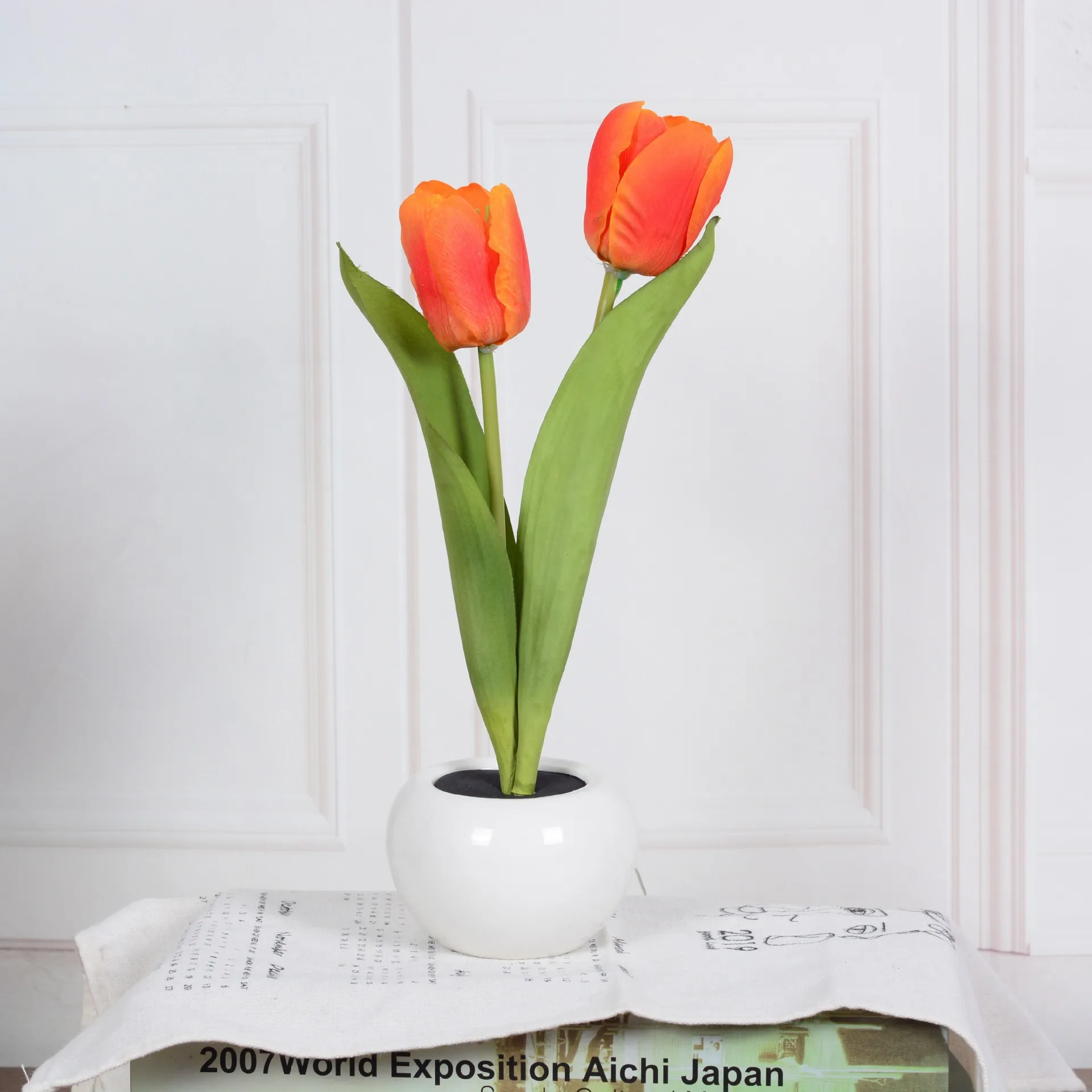 LED Tulip Flower Night Light Artificial Flowerpot Potted Plant Landscape Table Lamp Home Bedroom Living Room Decoration Gift – image 9