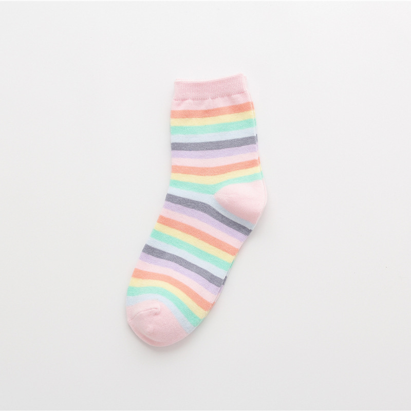 Title 2, Chaussettes rétro à rayures arc-en-ciel