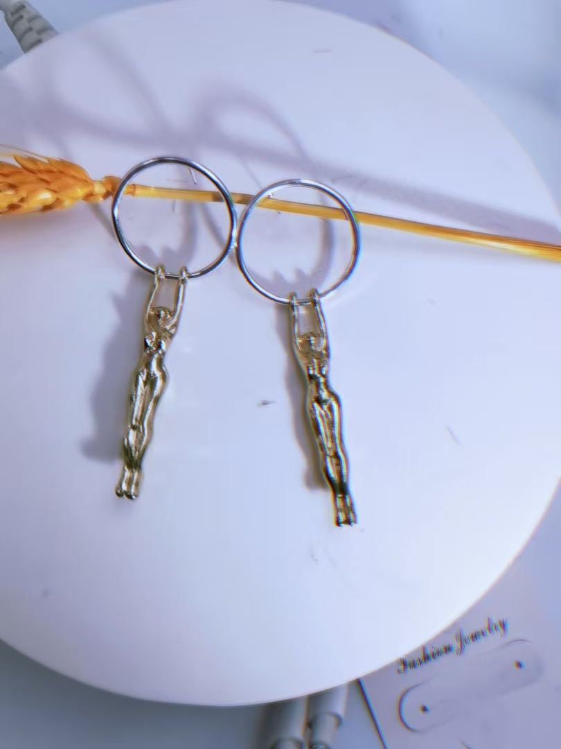 High-End Metallic Twisted Chain Earrings