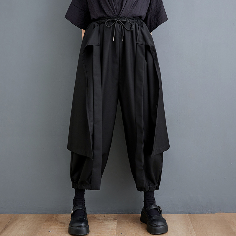 Dark Black Leggings With Cropped, Slim And Loose Fitting Wide Leg Pants