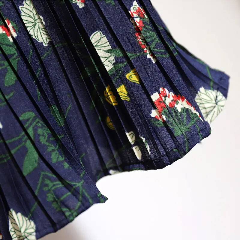 Loose Slim Chiffon Pleated Skirt