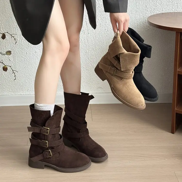 Retro Thick Soled High Rise Slimming Fashionable