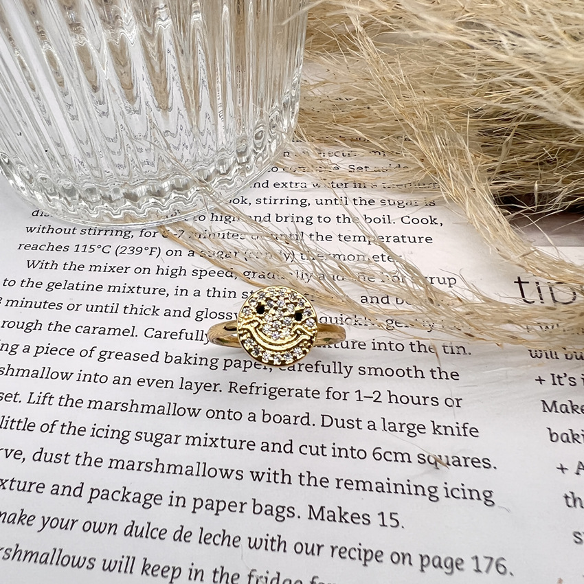 The Rotating Ring Is Simple And Cute