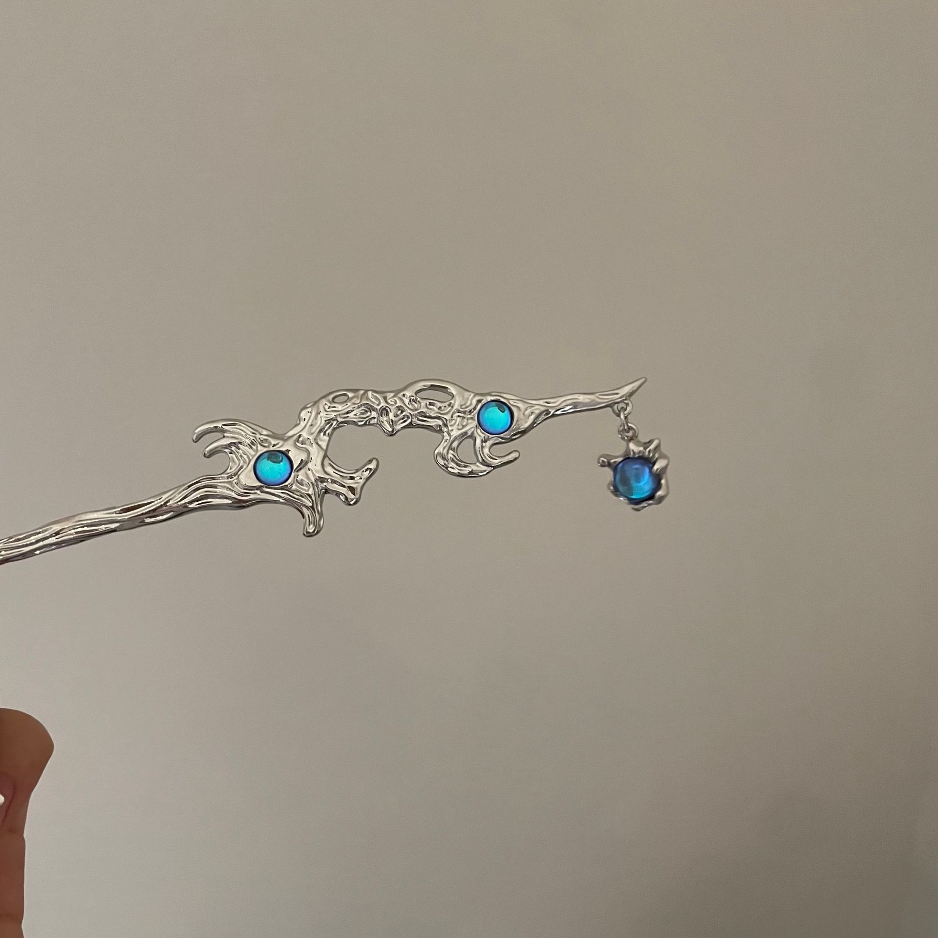 Niche Chic Hair Pins Silver - Shop at LoveMi