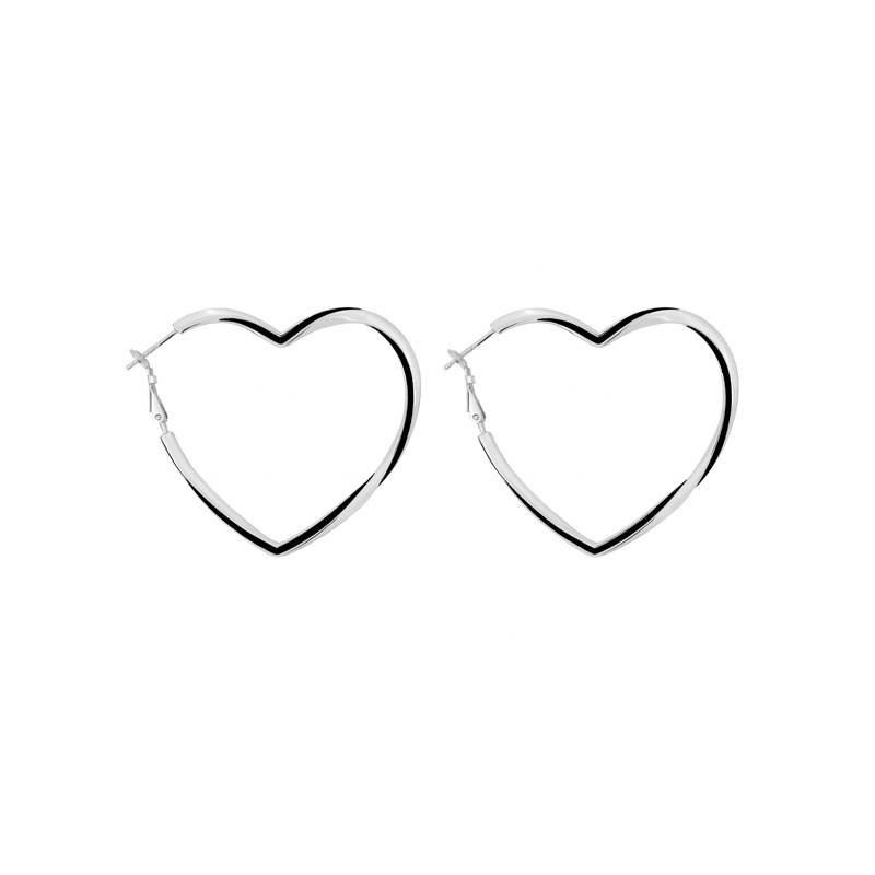 Women's Fashion Sterling Silver Niche Hollow Heart Ear Studs