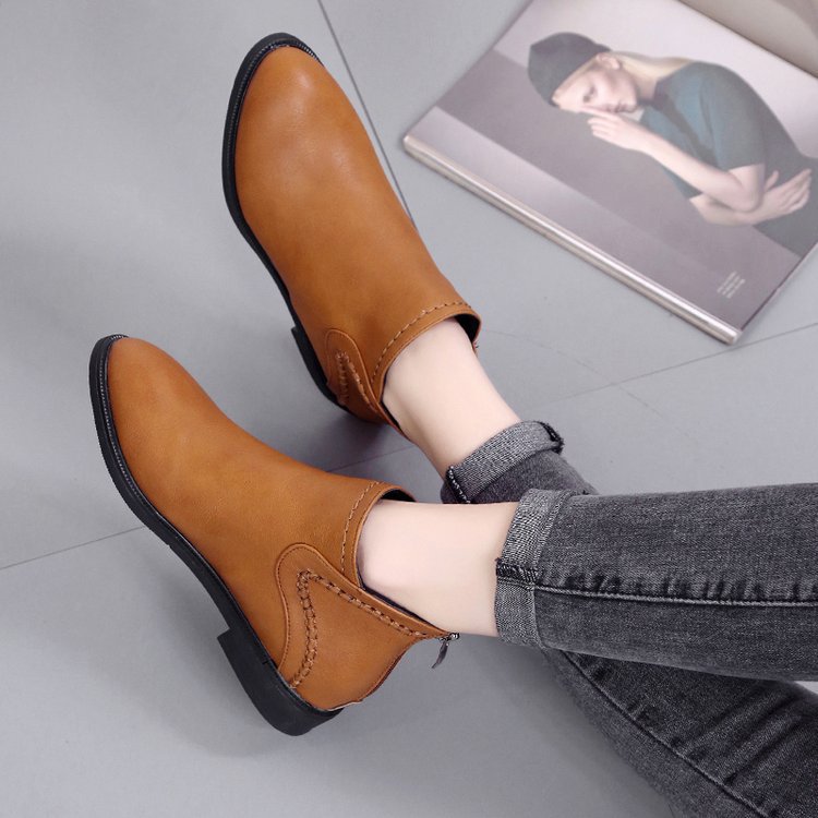 Women's Flat Heel Pointed Zip Martin Boots