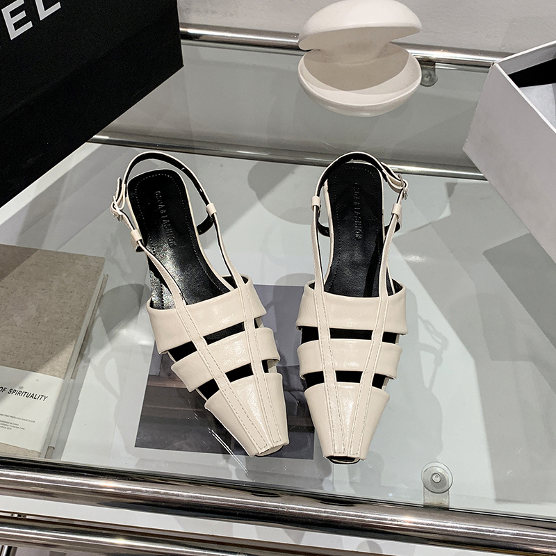 2026 Women Unique Design Hollow Breathable Genuine Leather Back Strap Roman Sandals, Square Covered Toe Mid Block Heel Cowhide Sandals — view 6