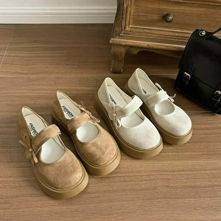 Retro French White Thick Bottom Shallow Mouth Cool Single Shoes For Women's Summer 2025 New Style With Skirt Height Increase Round Head Mary Jane Shoes