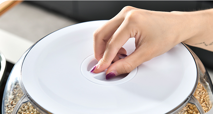 Пищевое пластиковое ведро для хранения зерна на кухне