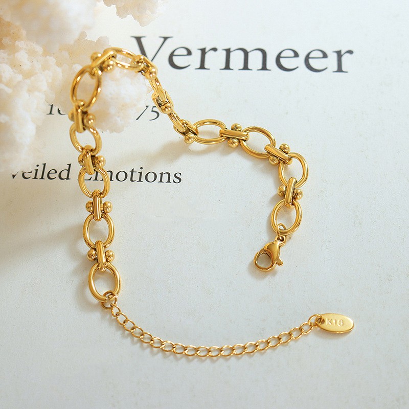 Title 2, Simple Temperament Thick Chain Couple Bracelet