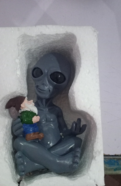 Alien Gnome Garden Elf Ornament - Picture 7 of 7