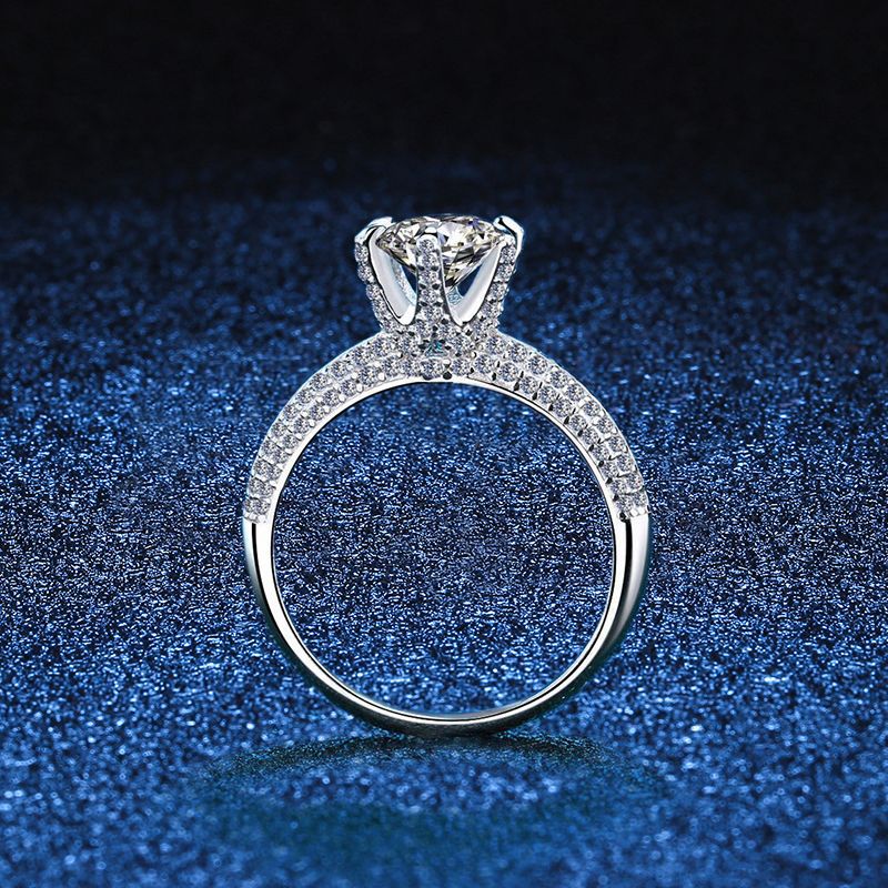 Title 4, S925 Pure Silver Platinum Plated Moissanite Ring