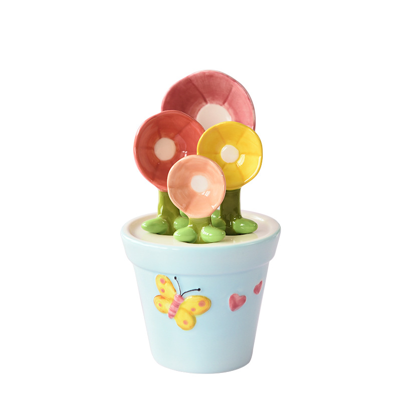 Flower measuring spoon