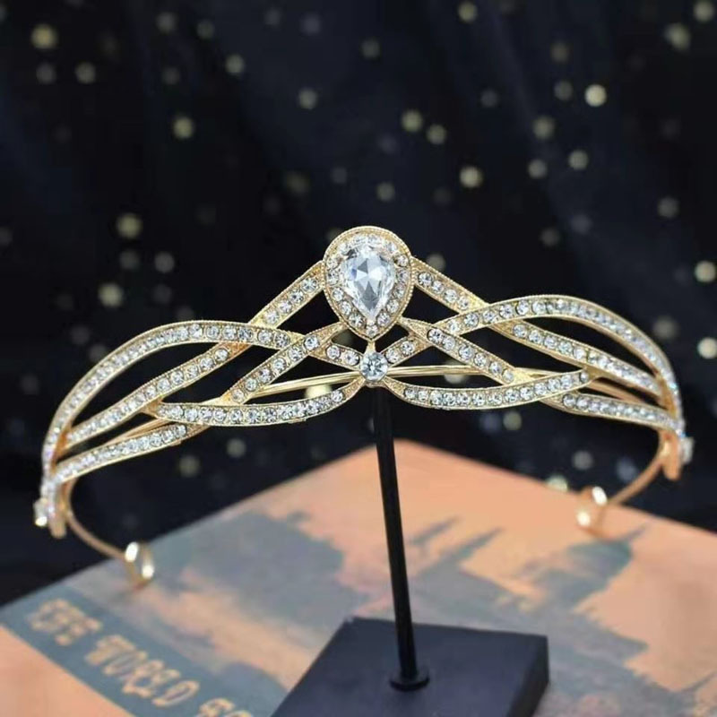Temperament Zircon Inlaid Crown Hoop