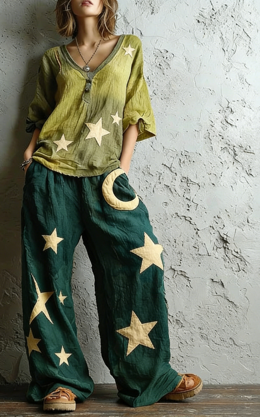 Bohemian tweedelige set met losse top met sterren- en maanprint en wijde broek – groen, S