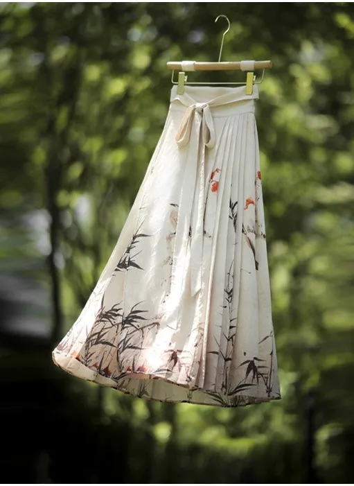 Tencel New Heritage Classic Horse face Skirt Women's Clothing Beige Skirt - Shop at LoveMi
