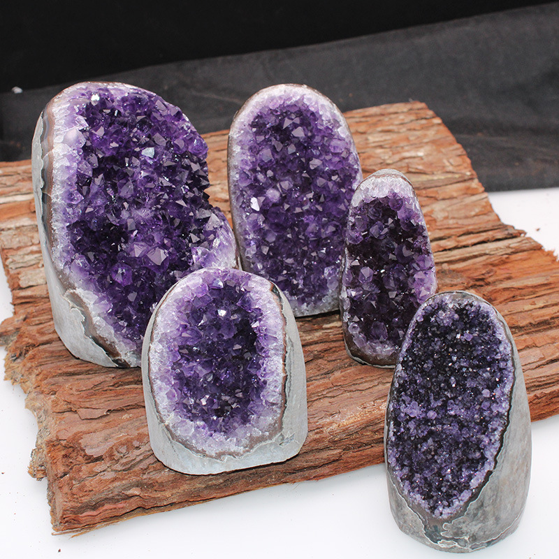 Natural Geode Decoration Ornament (Photo Color-300to400g)