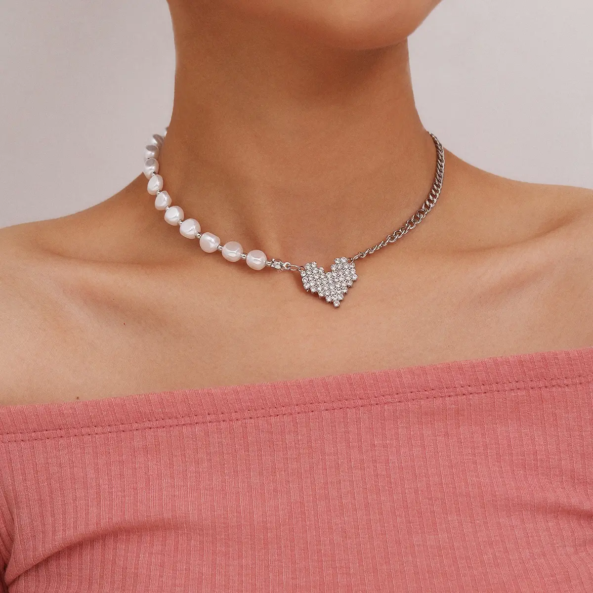 Personality Pearl Chain Necklace Women Creative Sweet Cool Micro-Inlaid Heart Shape