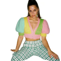 Sexy V-neck Short Cropped Slim-fit Colour T-shirt - View 1