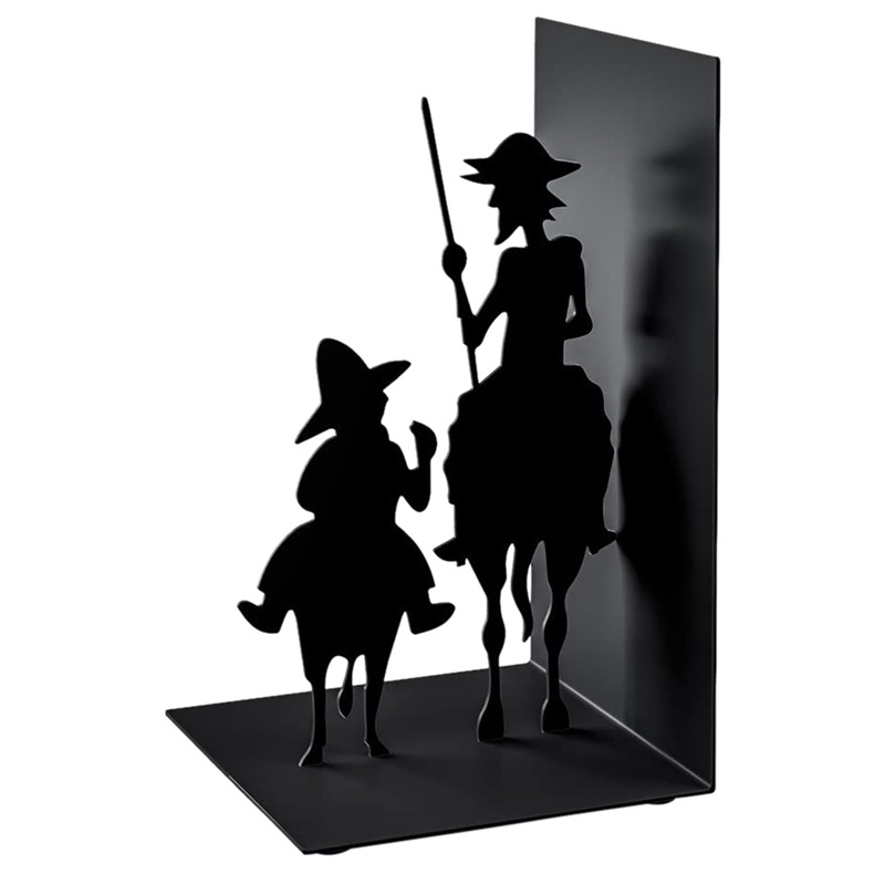 Simple And Modern European-style Study Knight Reading Newspaper