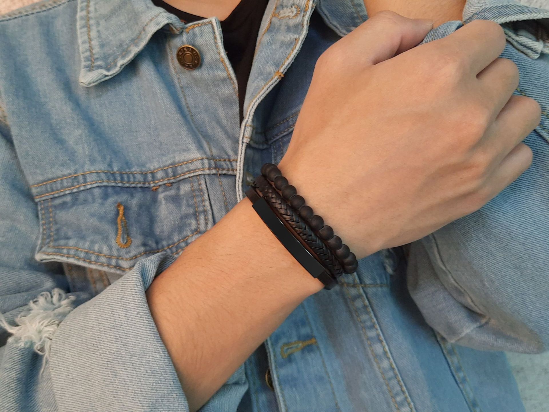 Title 5, Bracelet homme en acier inoxydable et cuir noir