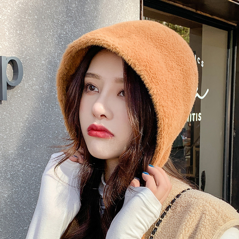 Female Round Top Faux Sable Fur Basin Hat With Solid Lace