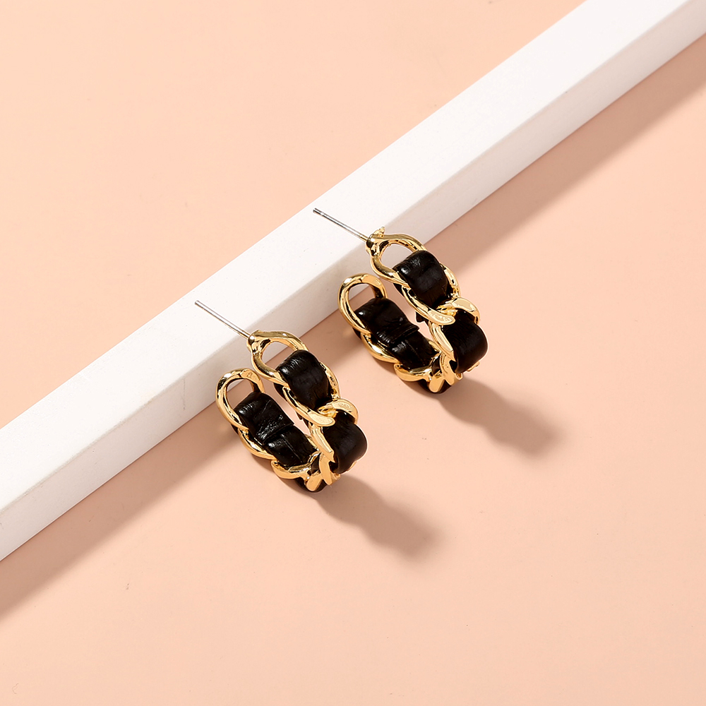 European and American new fashion jewelry, creative design hollow chain metal black leather C-shaped stud earrings