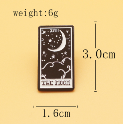 Title 1, Moon Tarot Brooch Divination Badge