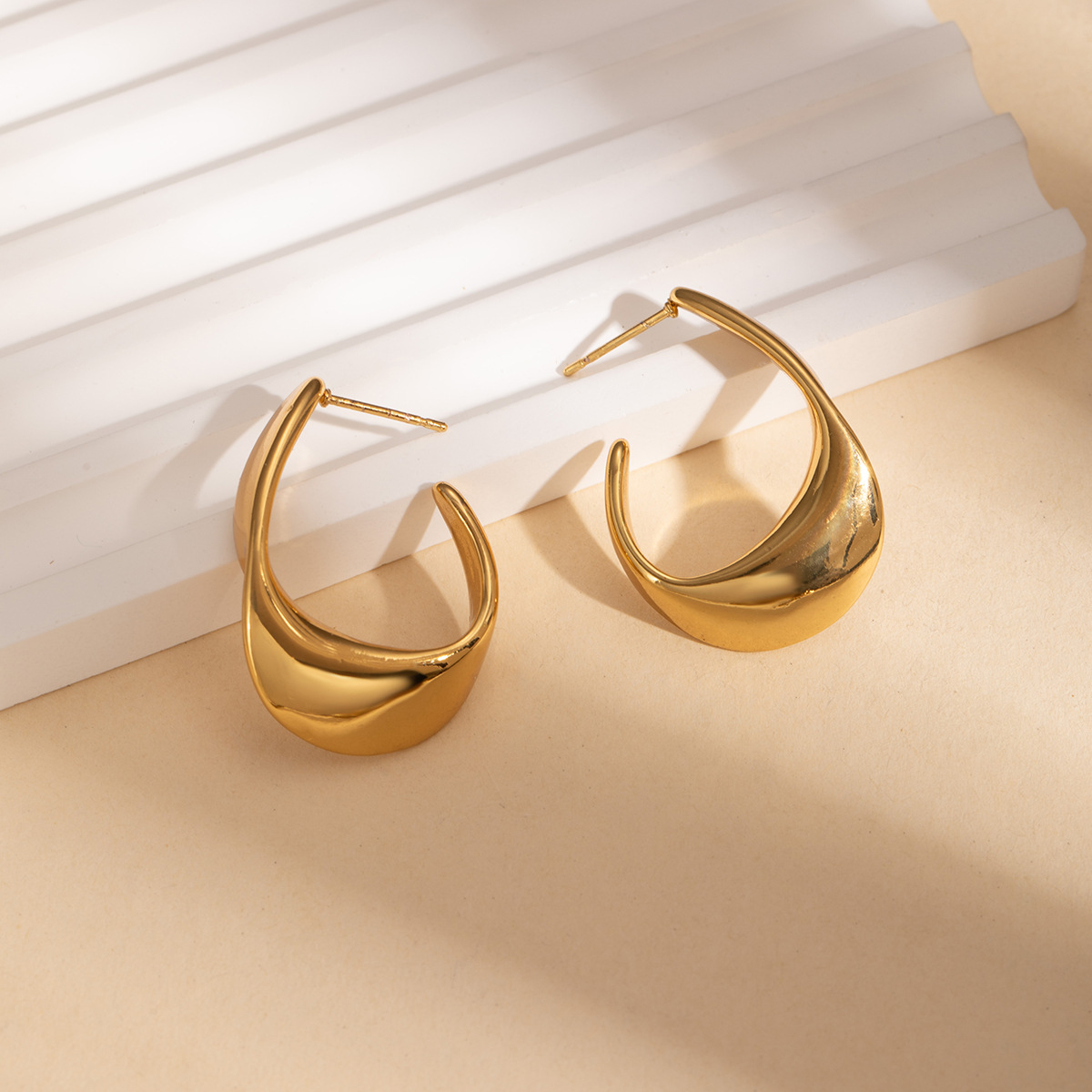 Chic Gold Tone Titanium Steel Jewelry, Niche Light Luxury High Fashion Long Lasting Stainless Steel Women Earrings