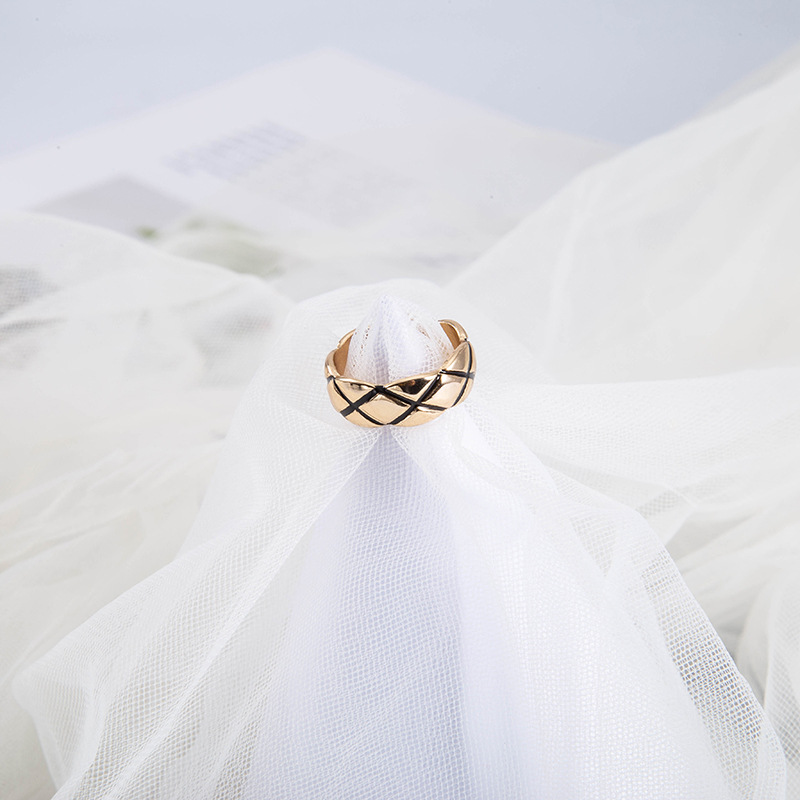 New Fashion European And American Jewelry Popular Geometric Diamond Ring