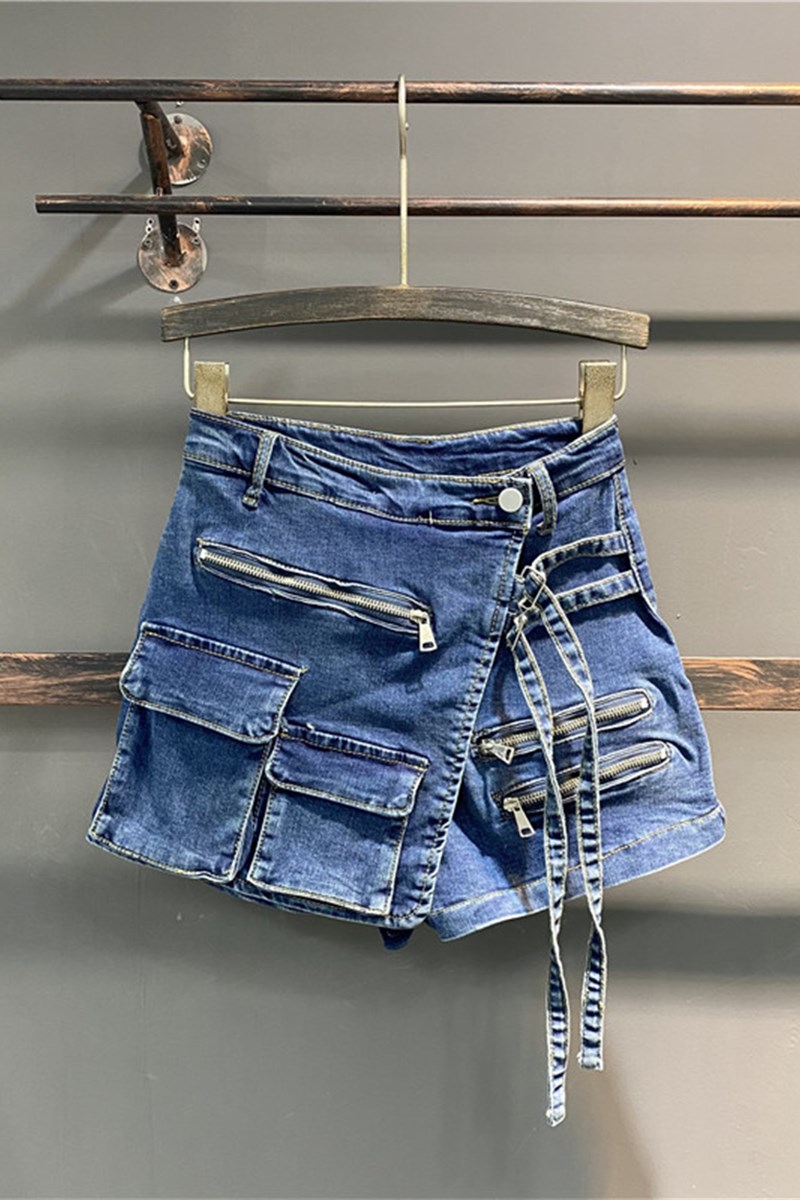 Korean Version Irregular Multi-pocket Work Clothes A-line Shorts