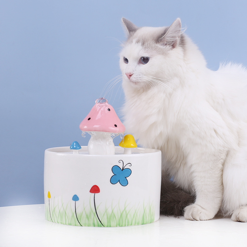 [".猫用可加热饮水机宠物用品 萌宠流水智能恒温陶瓷猫喝水自动循环",".猫用可加热饮水机宠物用品 萌宠流水智能恒温陶瓷猫喝水自动循环","塑料饮水机"]