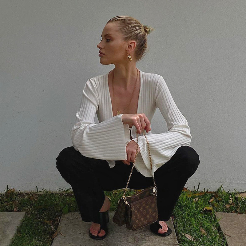 Women's V-Neck Embellished Cutout Navel Solid Color Slim Fit T-Shirt