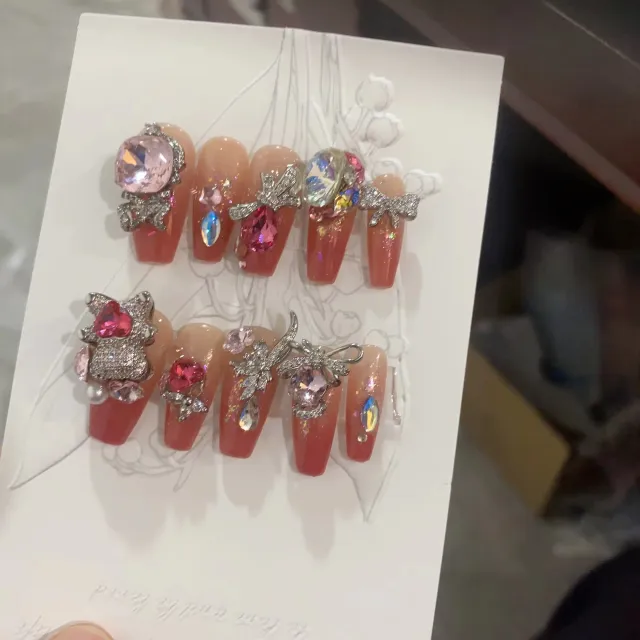Nail Patch Can Be Taken With Simple And Luxurious Bear Short Ladders - Shop at LoveMi