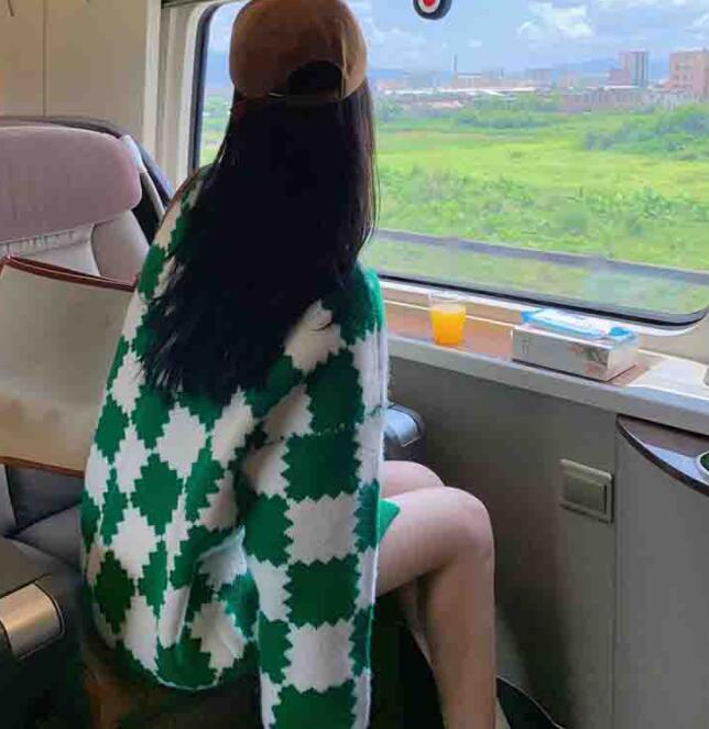 Women's Padded Checkerboard Plaid Sweater Cardigan