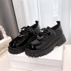 Fashion Chain Small Leather Shoes With Wings - Black - View 1
