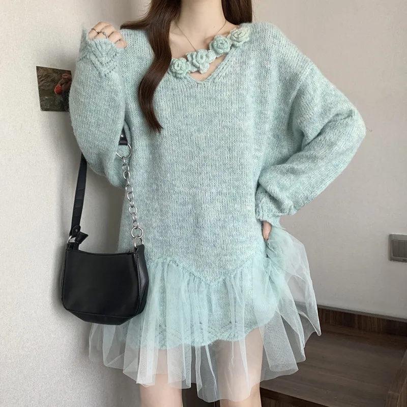 Plus Size Women's Floral Lace Trim Sweater, Long Sleeve Eyelet Knit Top With Decorative Flowers For Autumn And Winter - Green