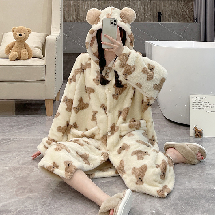 Title 2, Bear Coral Velvet Pajamas Female