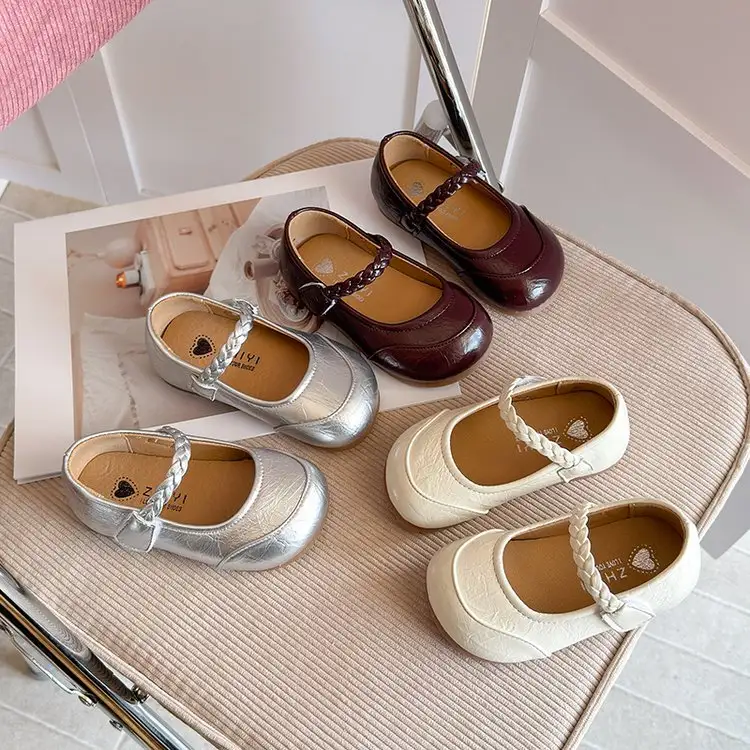 Children's Little Leather Shoes, Girls' Little Fragrant Wind Princess Shoes, Soft Soled Non Slip Single Shoes