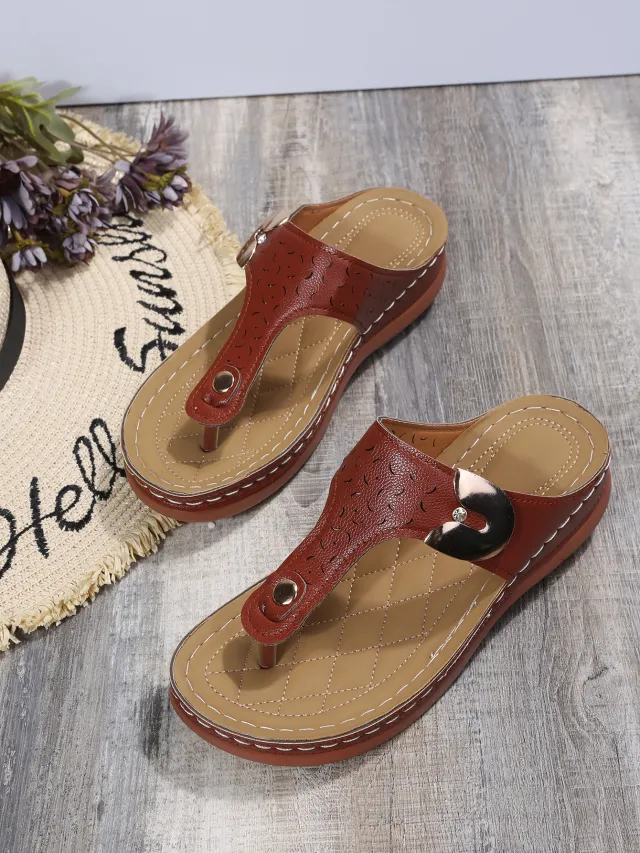 European And American Fashion Wedge Heels Retro Flip Flops Beach Slippers Brown - Shop at LoveMi