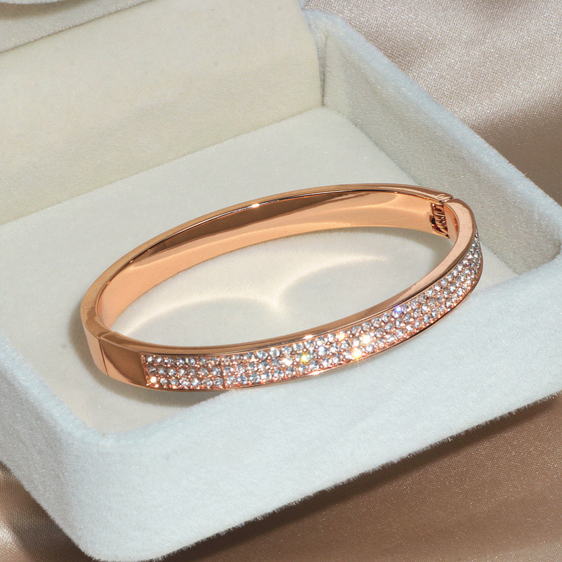 Micro-set Three Rows Of Diamonds Electroplated Smooth Bracelet