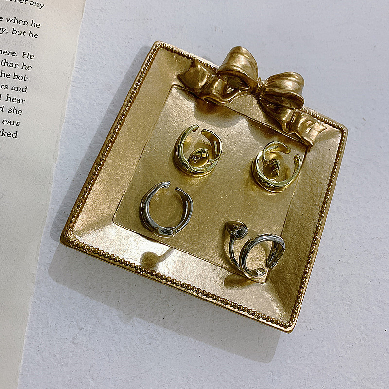 Metal Simple Rattan Wrapped Leaf Ear Bone Clip