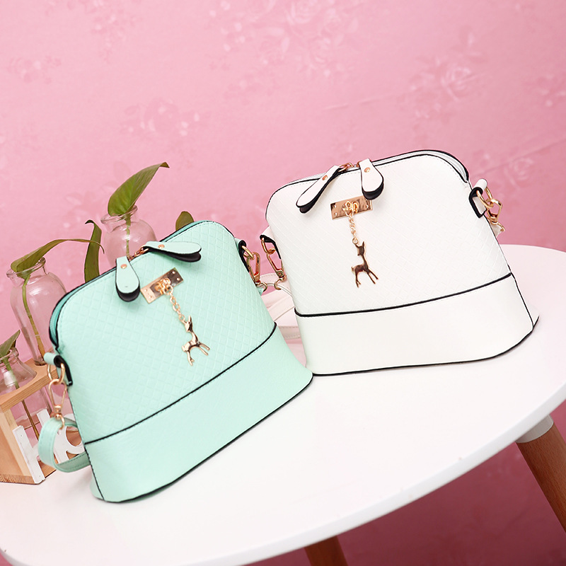 Title 6, Retro Korean style creasing fashion small bag