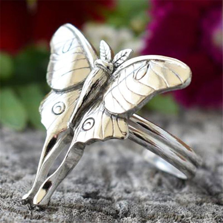 Temperament Gentle Fashion Retro Butterfly Ring