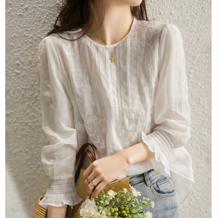 Hollow Vertical Stretch Positioning Embroidery Coat