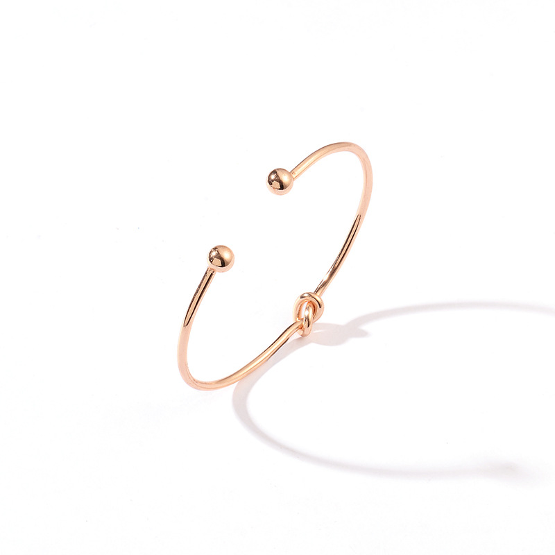 Four-piece Leaf Diamond Knotted Bracelet