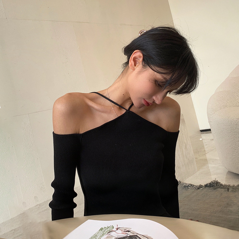 Spring And Autumn Design Sense Niche Slim Slimming Short Knit Sweater